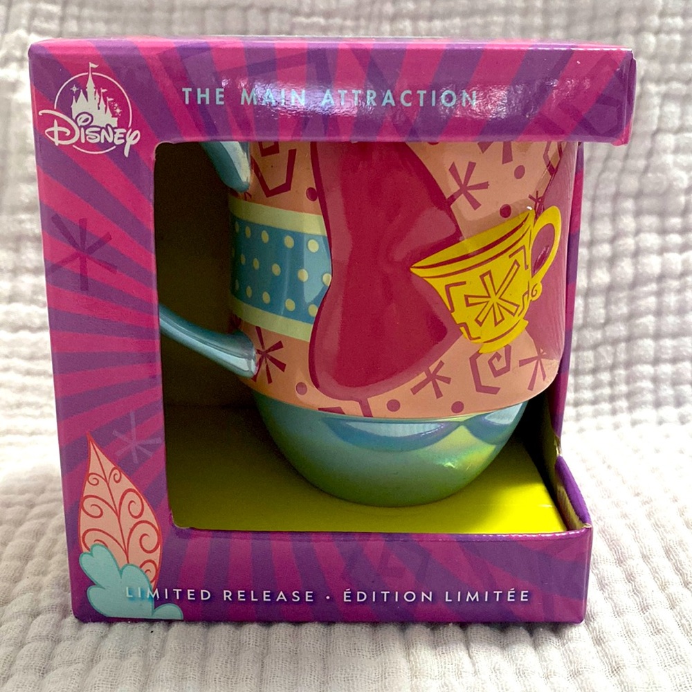 Minnie Mouse main attraction mug - Series 3/12  Mad Tea Party
